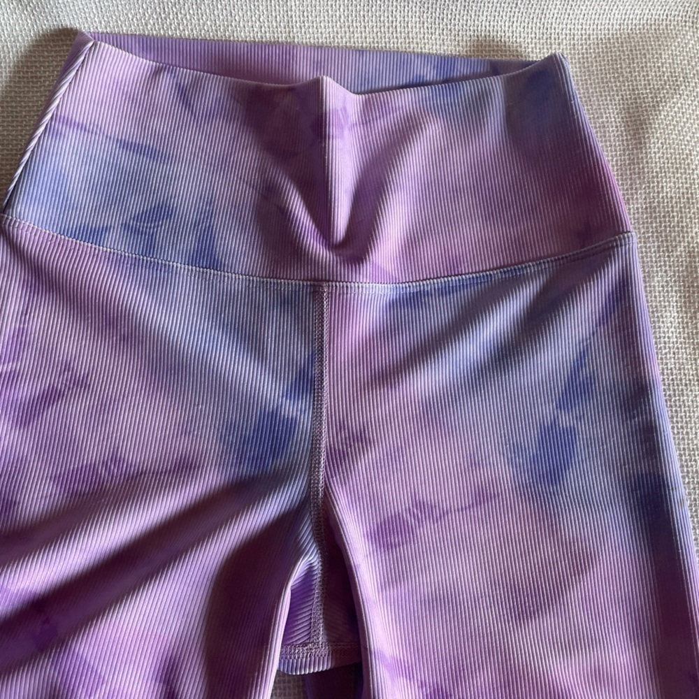 Beach Riot Ayla tie dye leggings - Picture 3 of 5